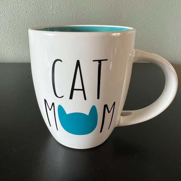 CAT MOM Cup /Mug / A Great Gift for Cat Lovers - Picture 1 of 5